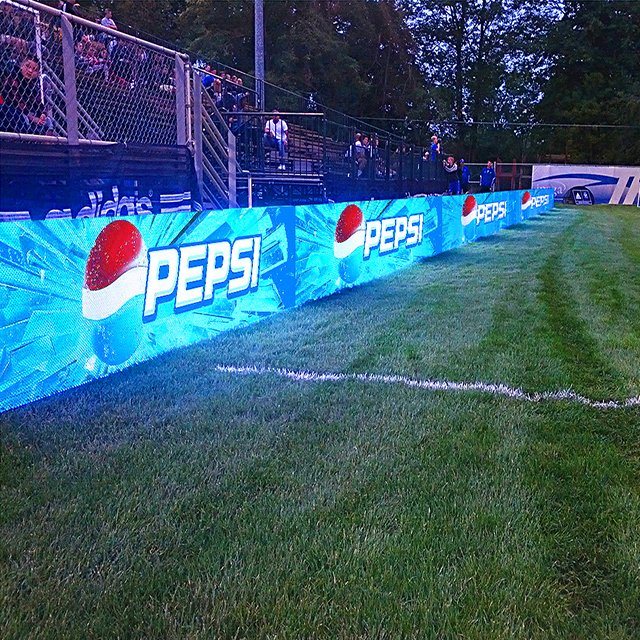 Exibição LED para esportes Ginásio esportivo Estádio de futebol P10 Publicidade Placa de TV LED para exibição de sinalização LED