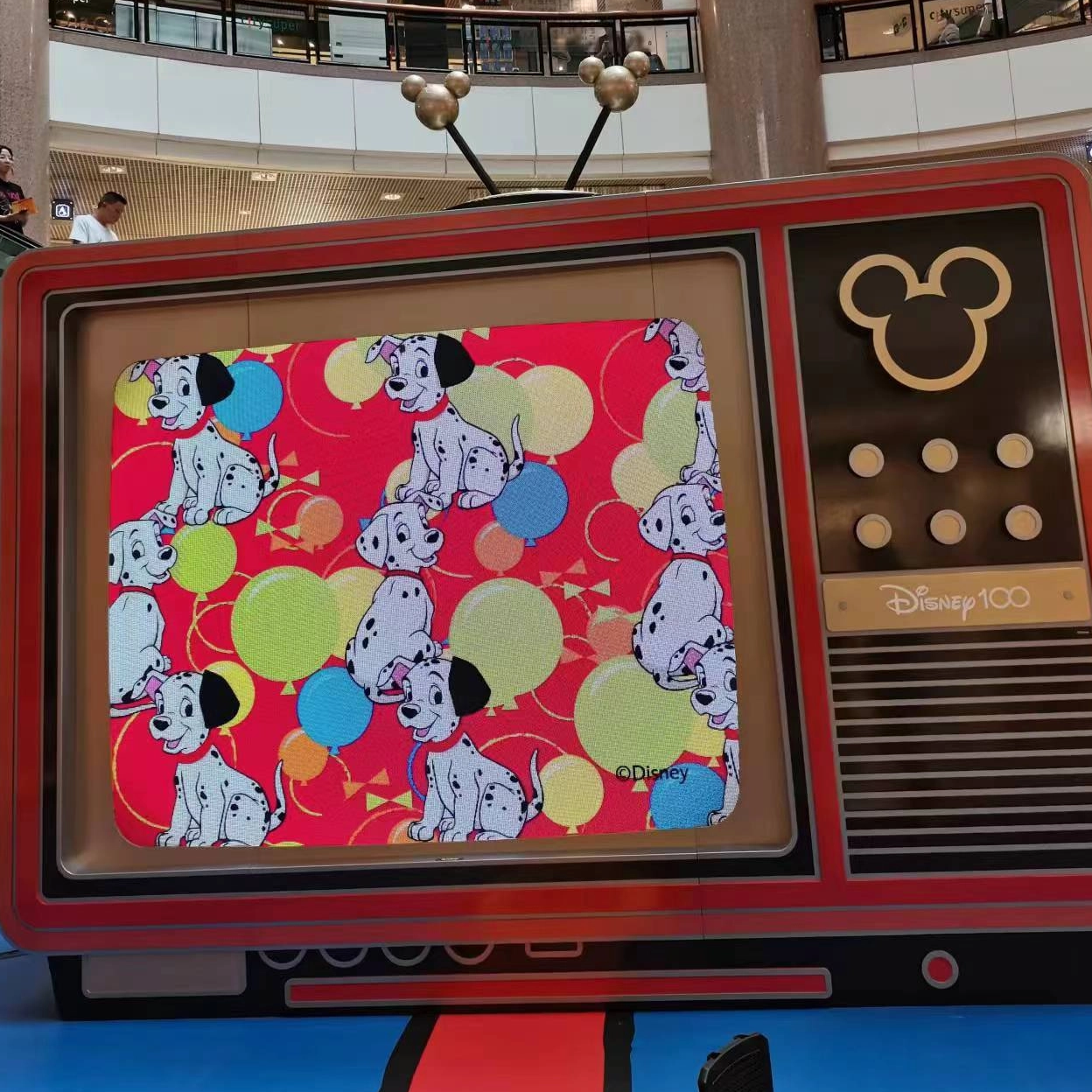 Excelência em eventos: Escolhendo a exibição LED de aluguel em interior direito para experiências inesquecíveis